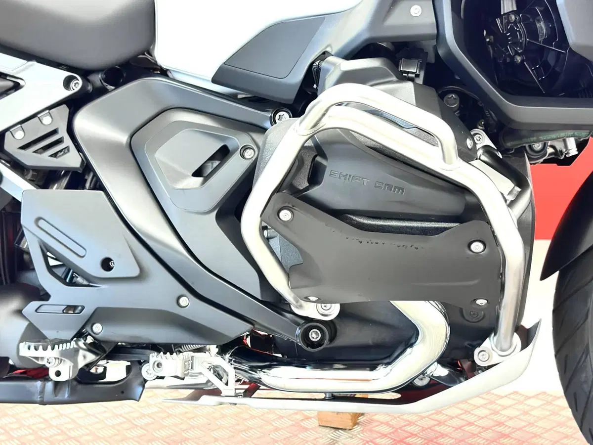 Bmw R 1300 GS Adventure Trophy (2025 - 26) (11)