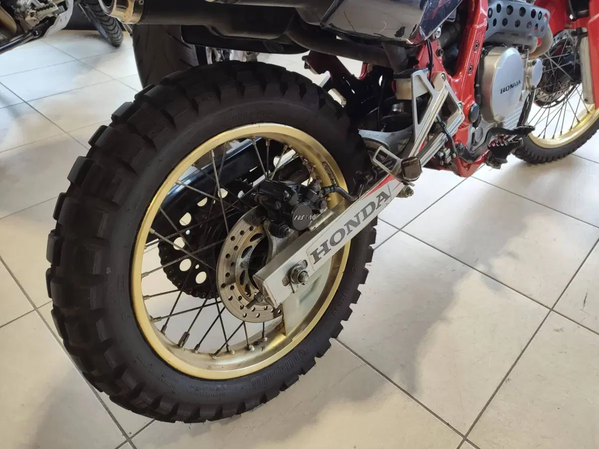 Honda NX 650 Dominator (1991 - 95) (13)