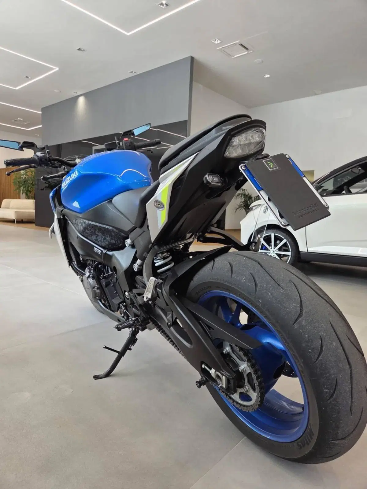 Suzuki GSX-S1000 (2021 - 25) (5)