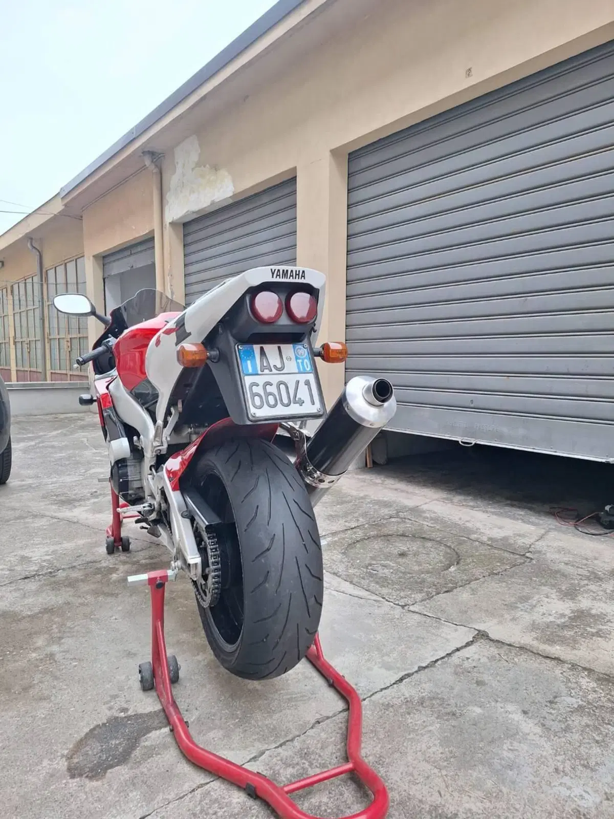 Yamaha YZF R1 (1998 - 99) (3)