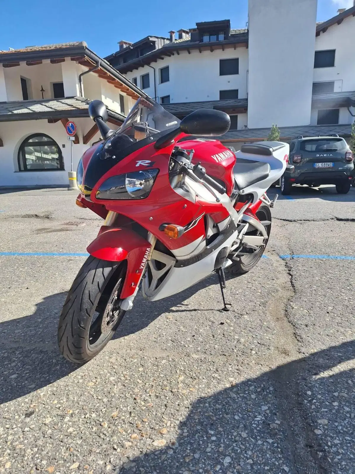 Yamaha YZF R1 (1998 - 99) (9)