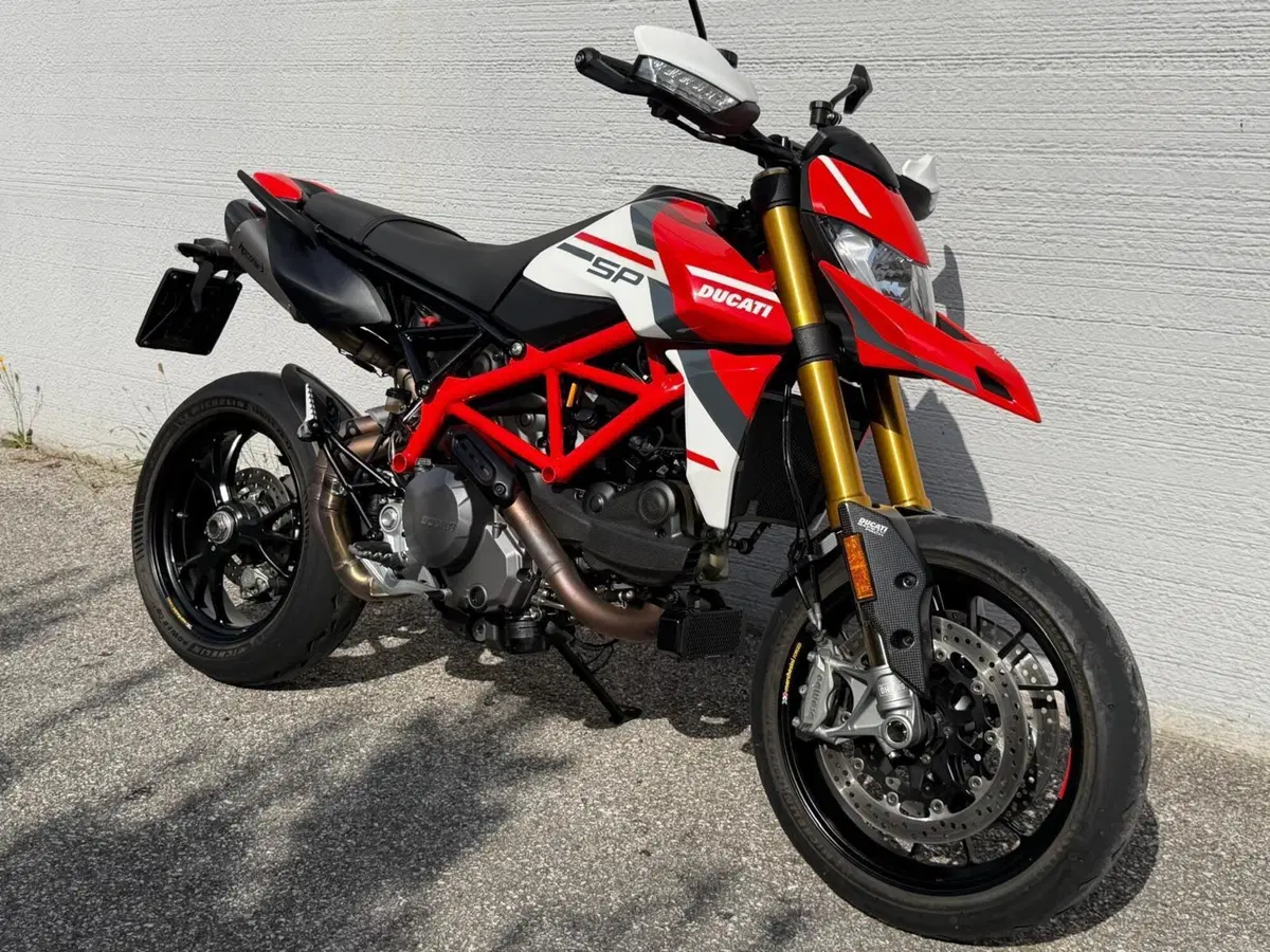 Ducati Hypermotard 950 SP (2022 - 25) (2)
