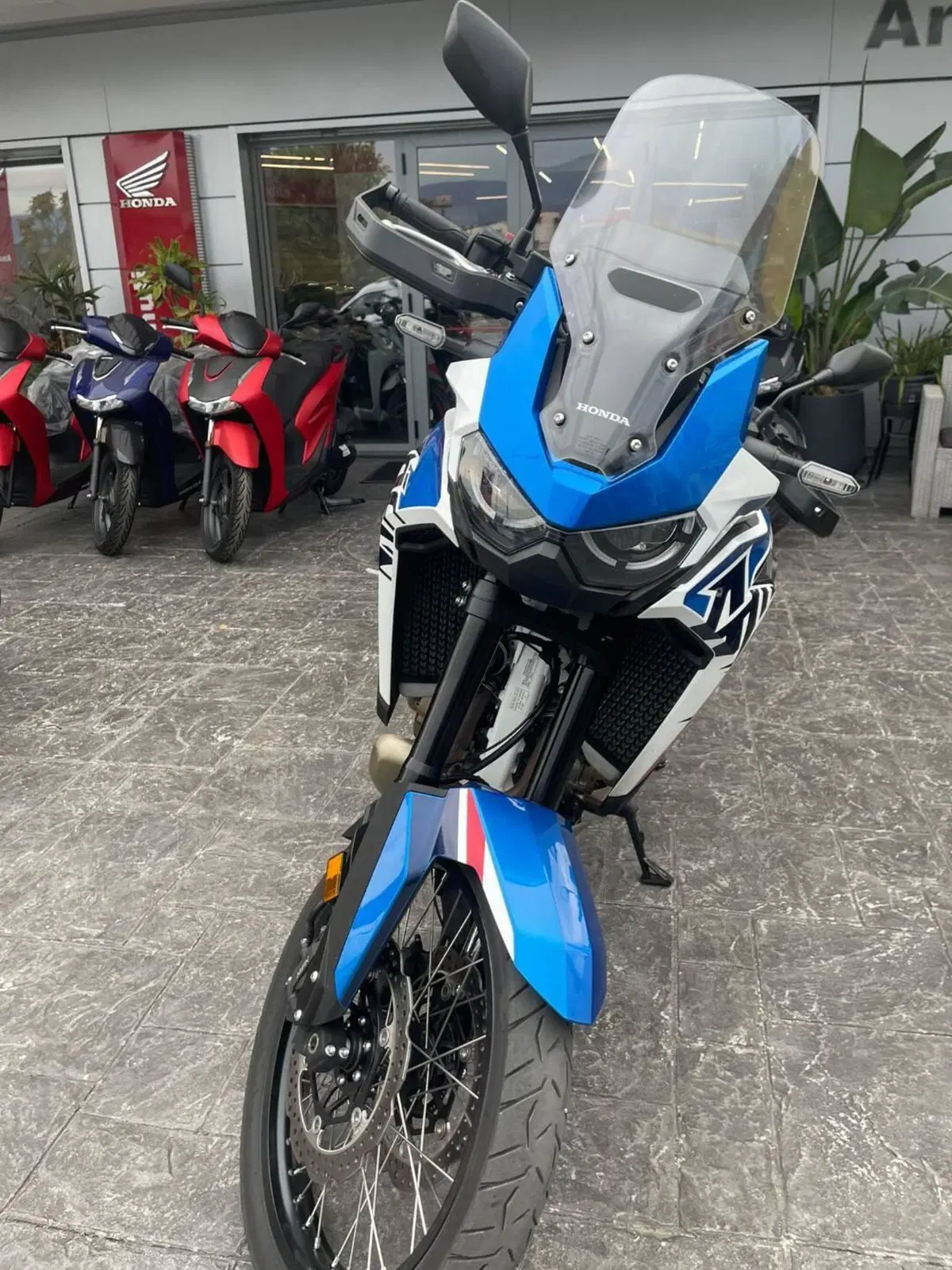 Honda Africa Twin CRF 1100L (2022 - 23) (2)
