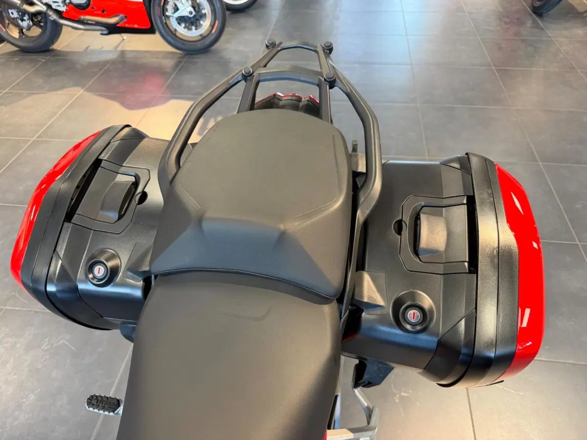 Ducati Multistrada V4 S (2021 - 24) (7)