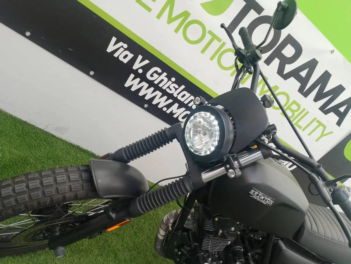 Brixton Motorcycles BX 125 X Scrambler EFI (2017 - 19) (9)