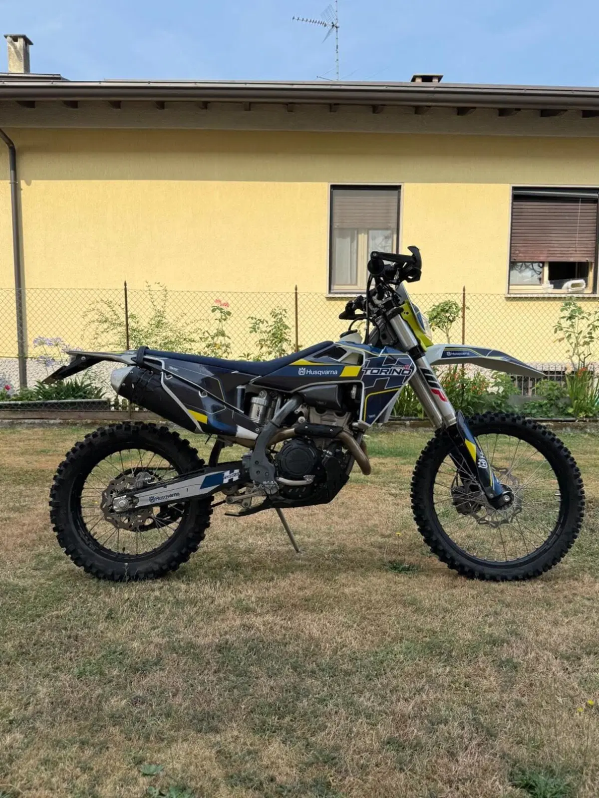 Husqvarna FE 250 (2022) (4)