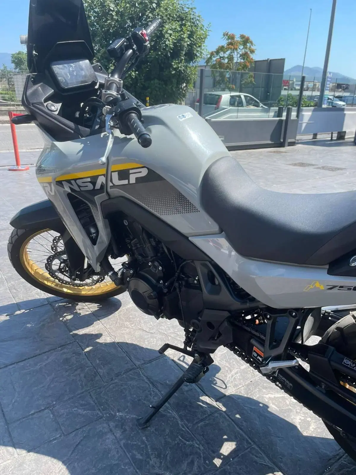 Honda Transalp XL750 (2025) (3)