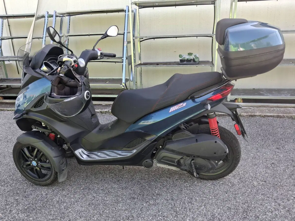 Piaggio MP3 300 Sport ABS Hpe (2021 - 24) (5)