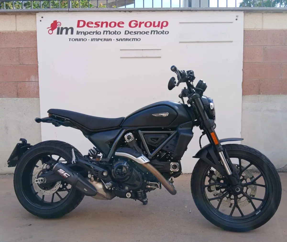 Ducati Scrambler 800 Icon Dark (2025 - 26)