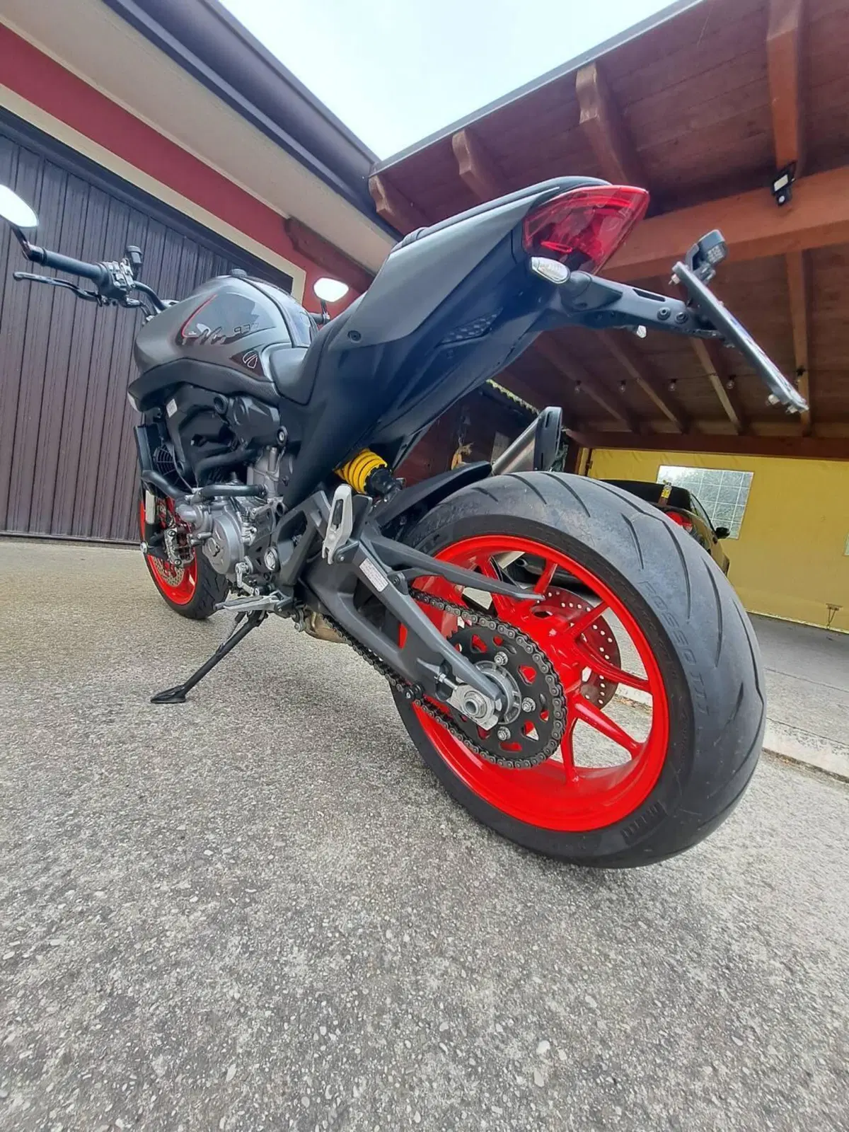 Ducati Monster 937 + (2021 - 25) (2)