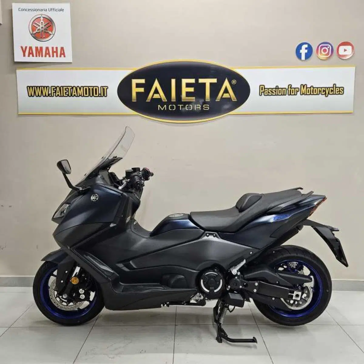 Yamaha T-Max 560 (2022 - 24)