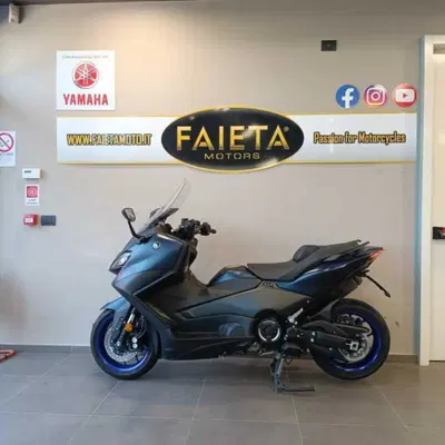 Yamaha T-Max 560 (2022 - 24) usata