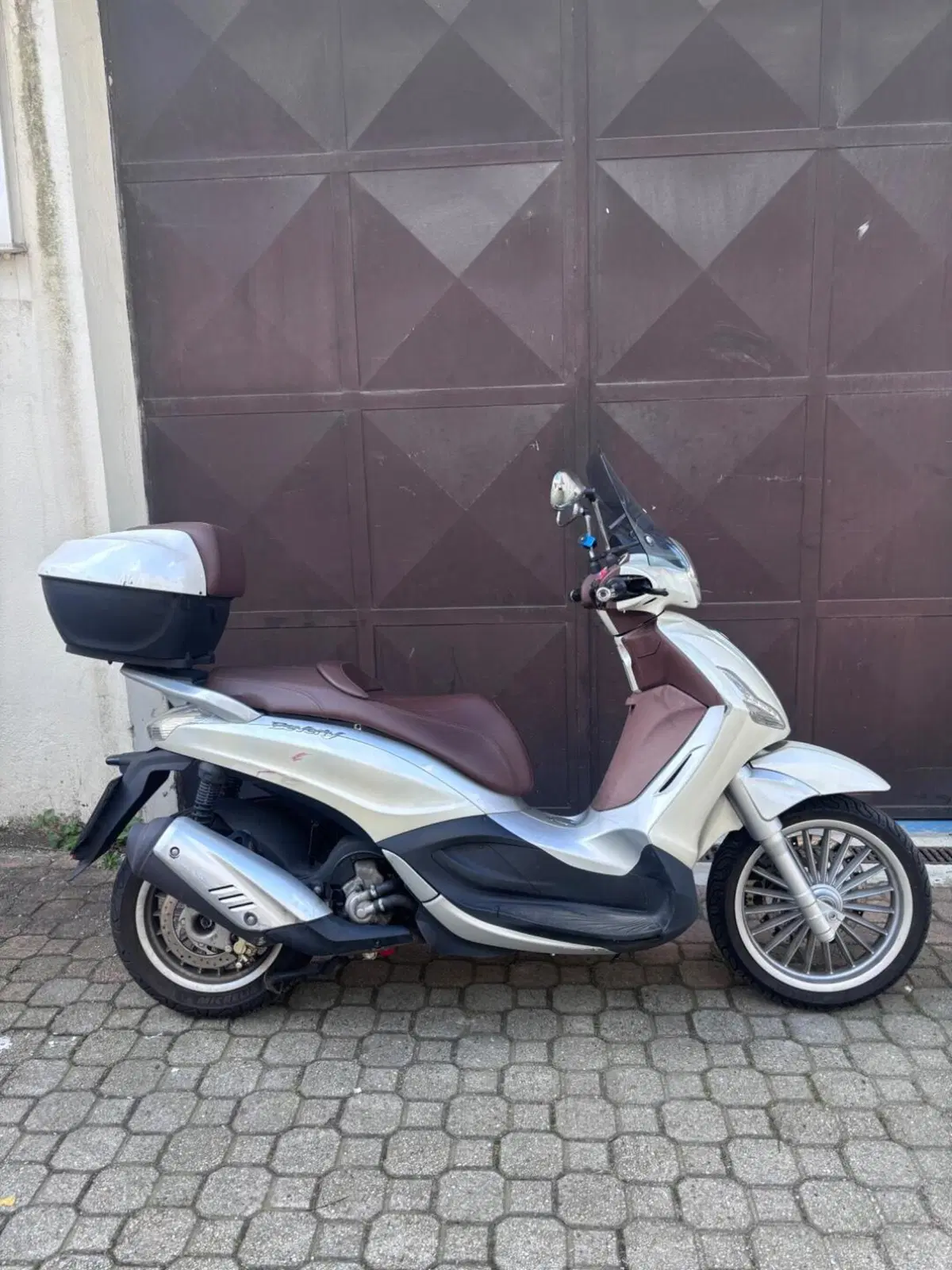 Piaggio Beverly 300 i.e. (2010 - 16)