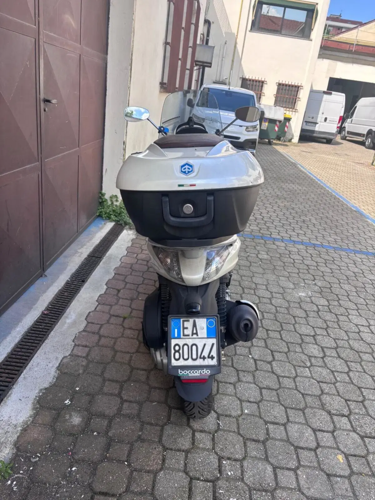 Piaggio Beverly 300 i.e. (2010 - 16) (3)