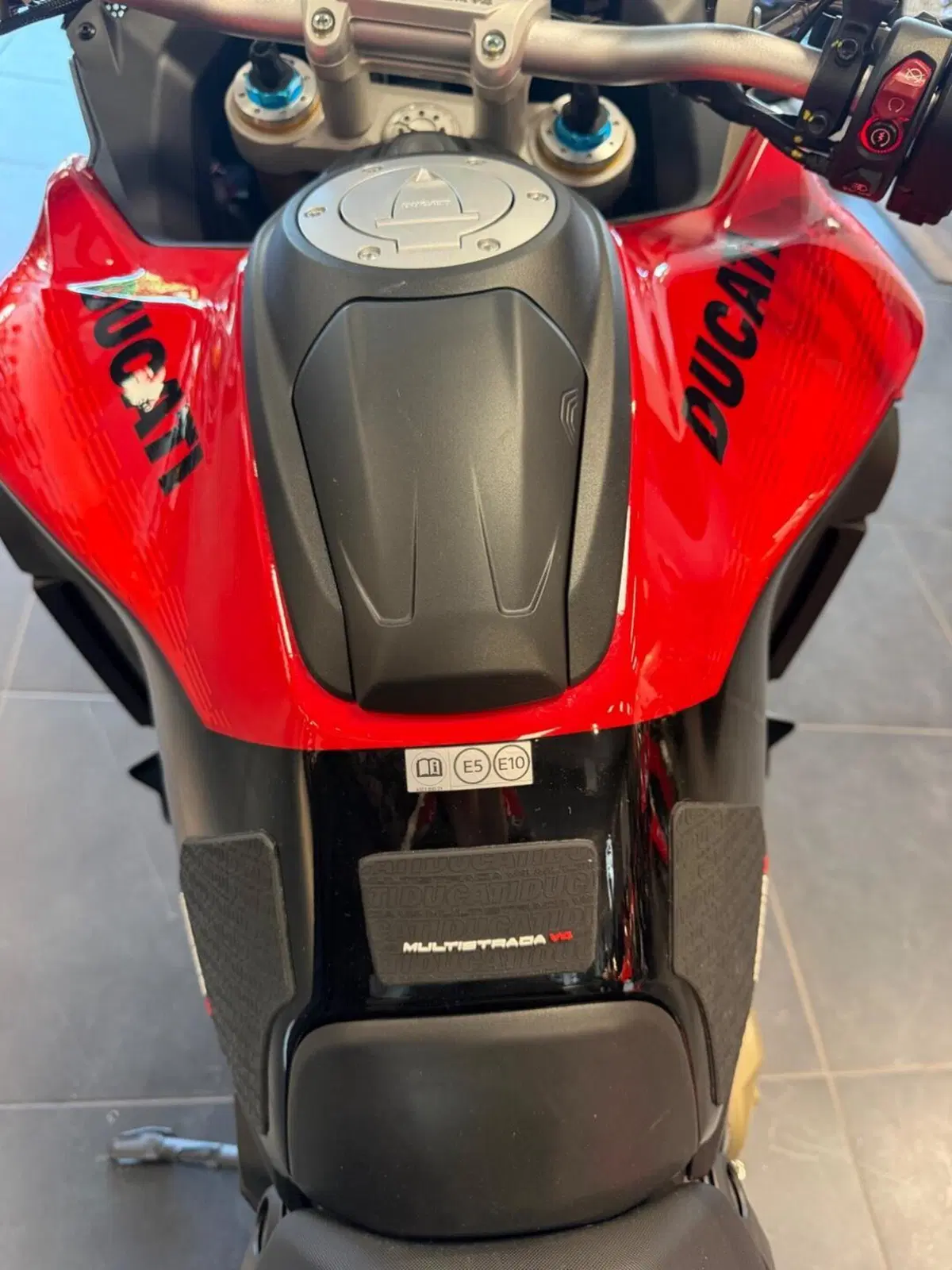 Ducati Multistrada V4 Pikes Peak (2025 - 26) (11)