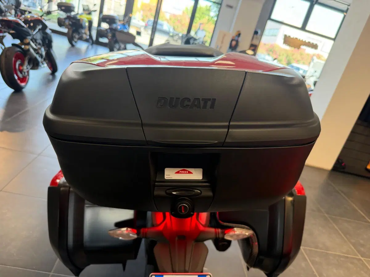 Ducati Multistrada V4 Pikes Peak (2025 - 26) (12)