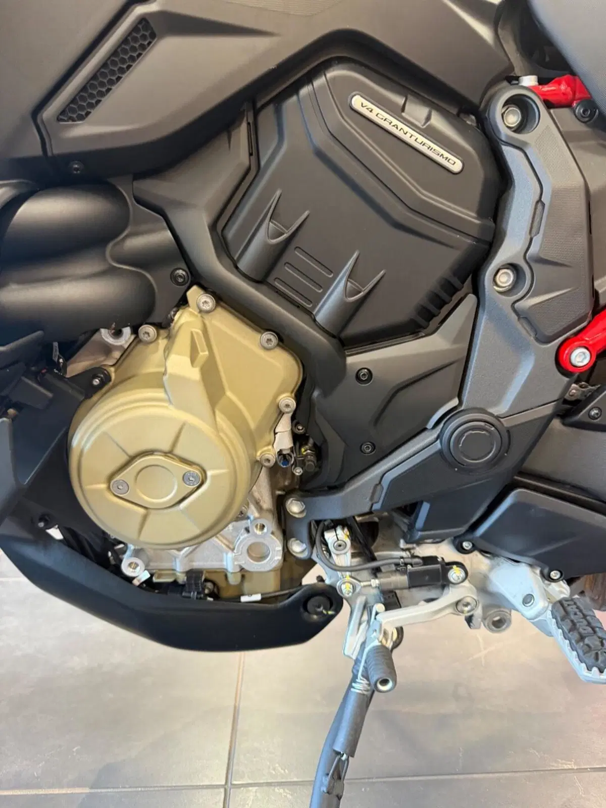 Ducati Multistrada V4 Pikes Peak (2025 - 26) (14)