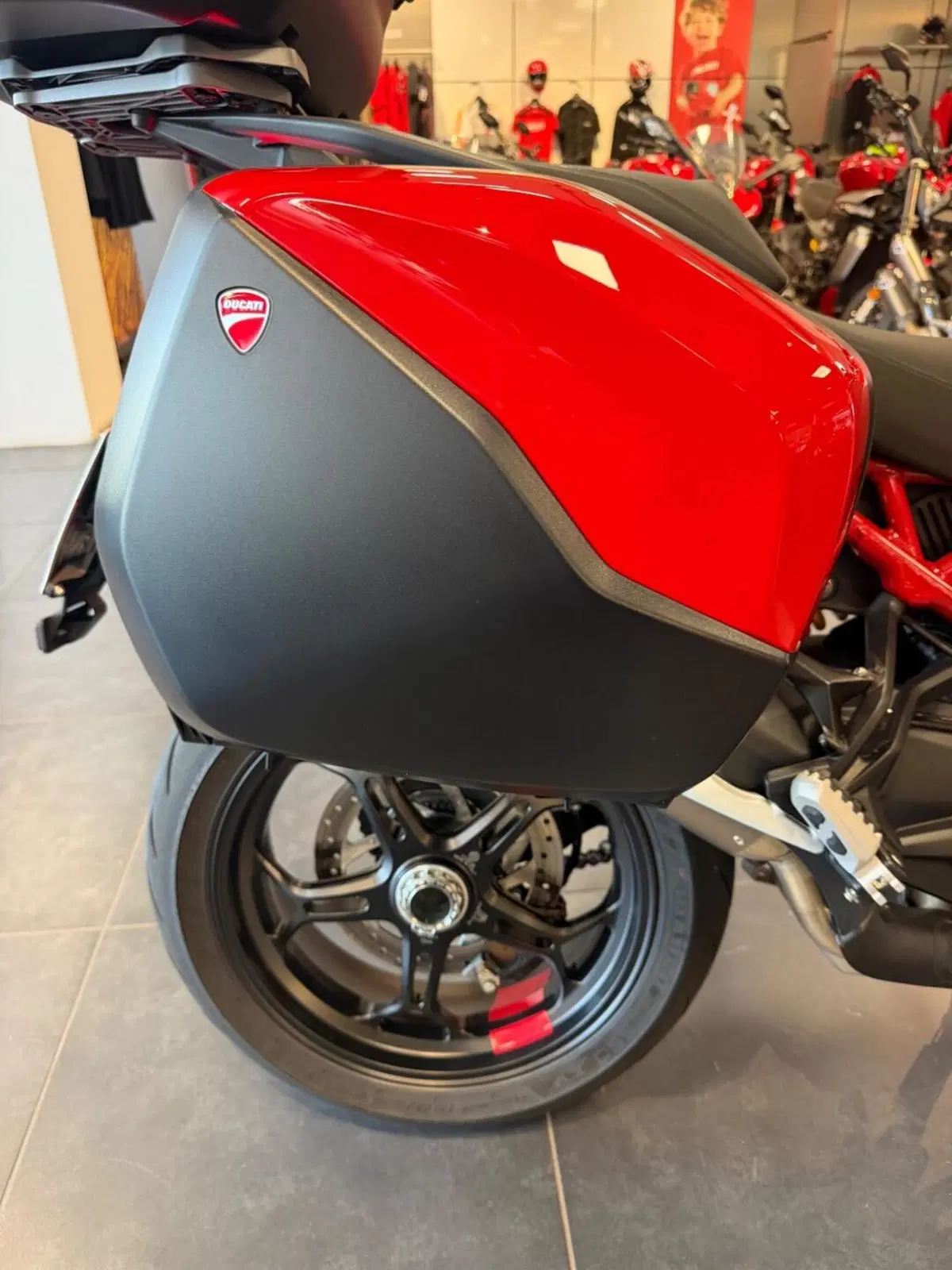 Ducati Multistrada V4 Pikes Peak (2025 - 26) (17)