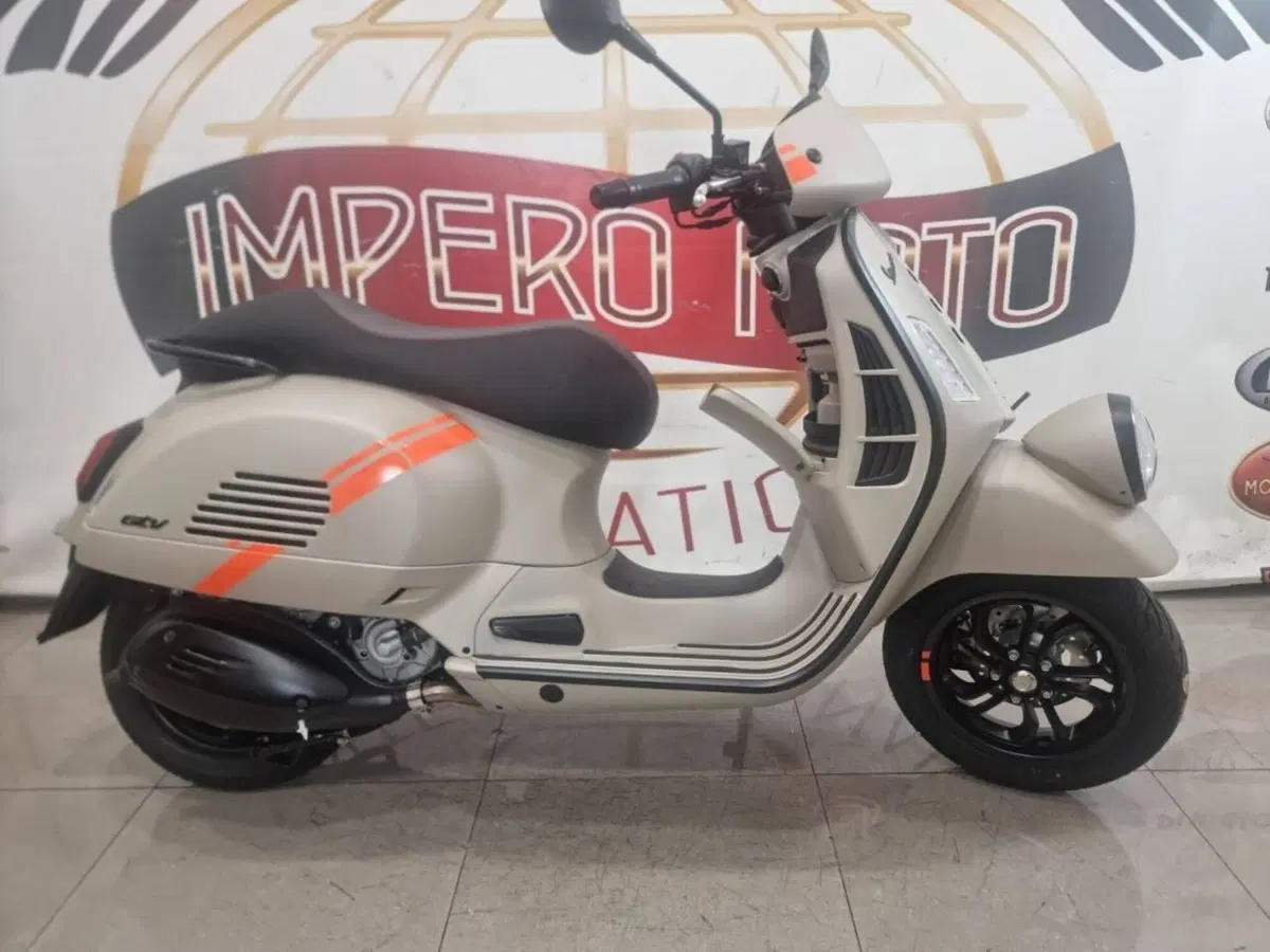 Vespa GTV 310 (2025 - 26) (2)