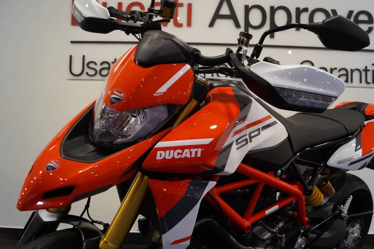 Ducati Hypermotard 950 SP (2022 - 25) (11)