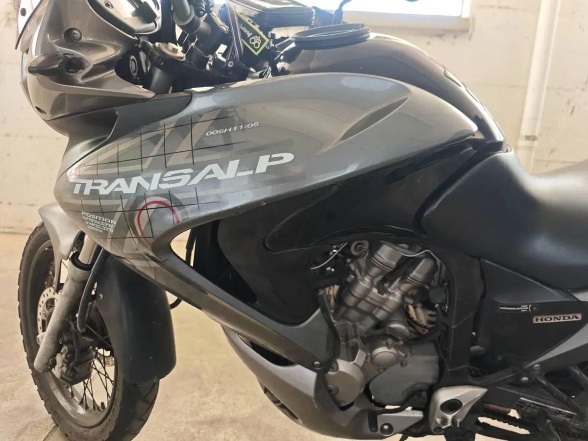 Honda Transalp XL 700 V (2007 - 2013) (5)