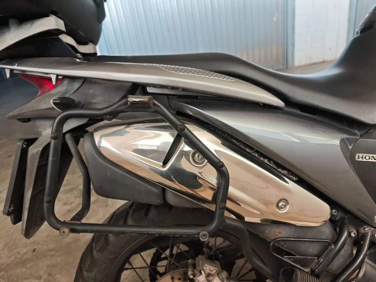 Honda Transalp XL 700 V (2007 - 2013) (7)