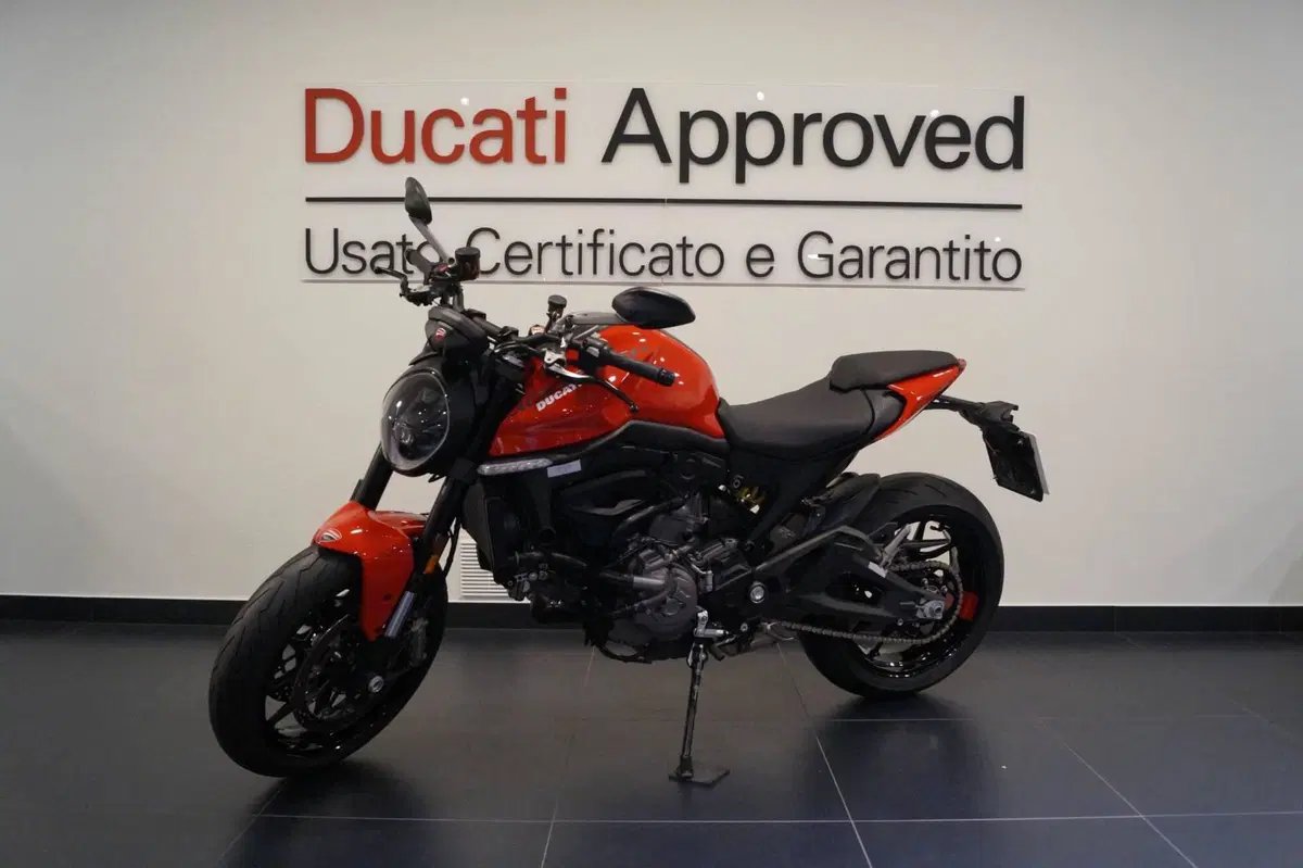 Ducati Monster 937 (2021 - 25) (2)