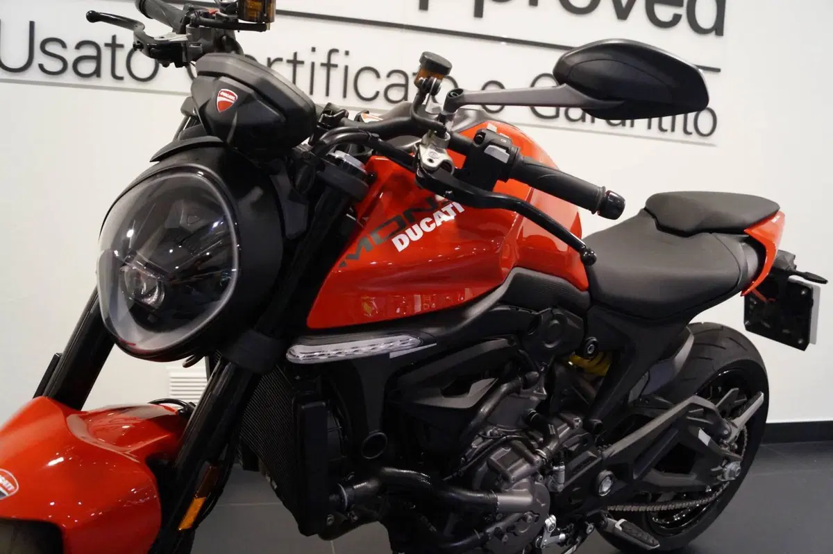 Ducati Monster 937 (2021 - 25) (11)