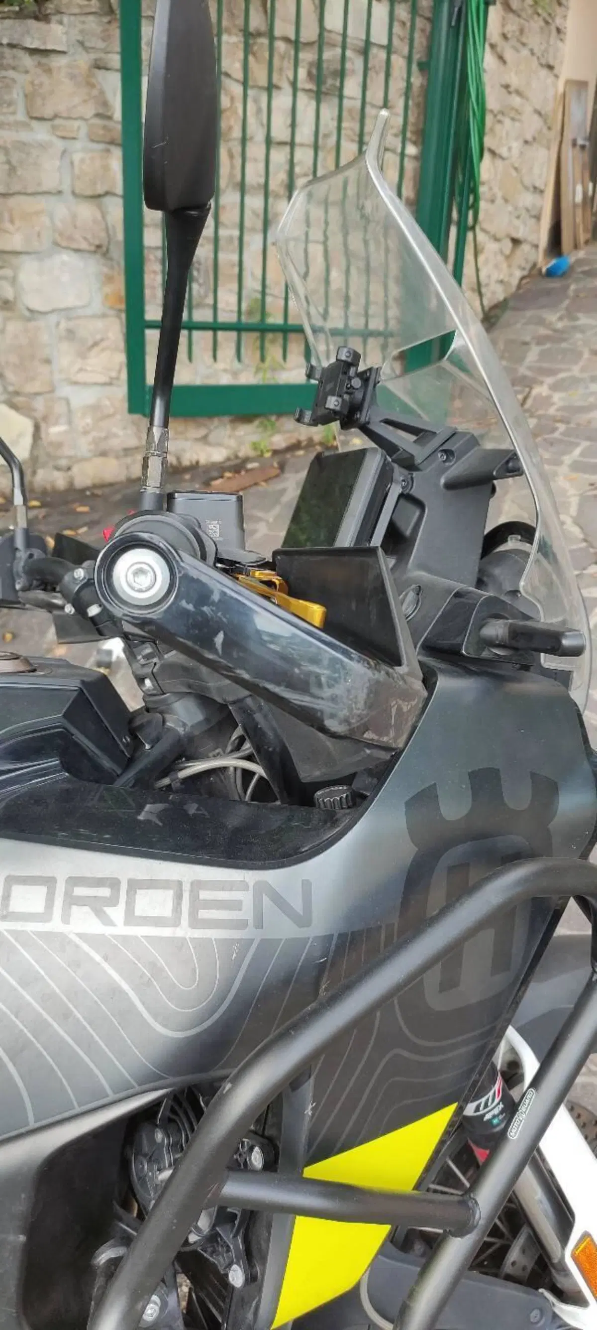 Husqvarna Norden 901 (2022 - 26) (13)