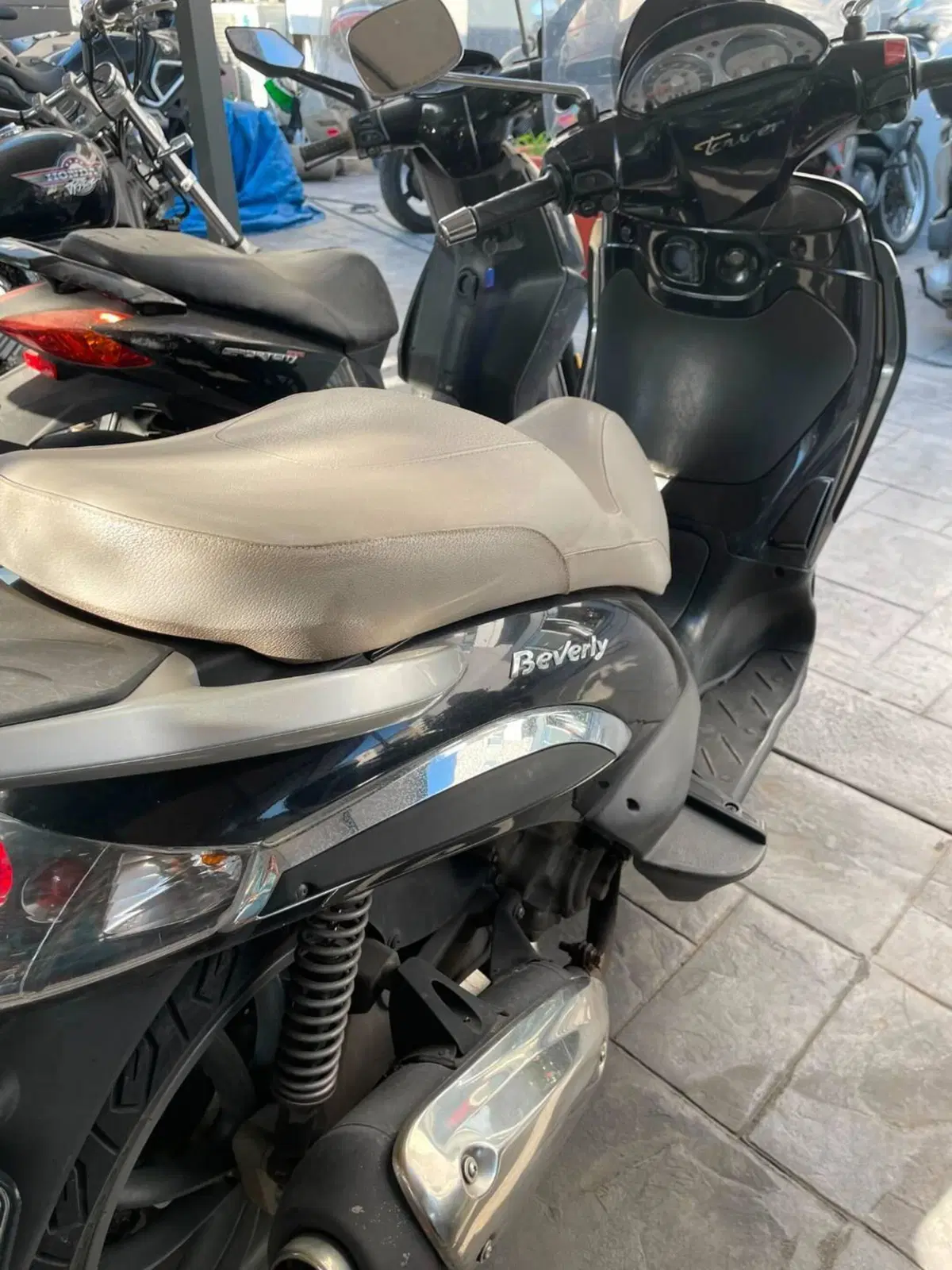 Piaggio Beverly 250 (2004 - 05) (7)