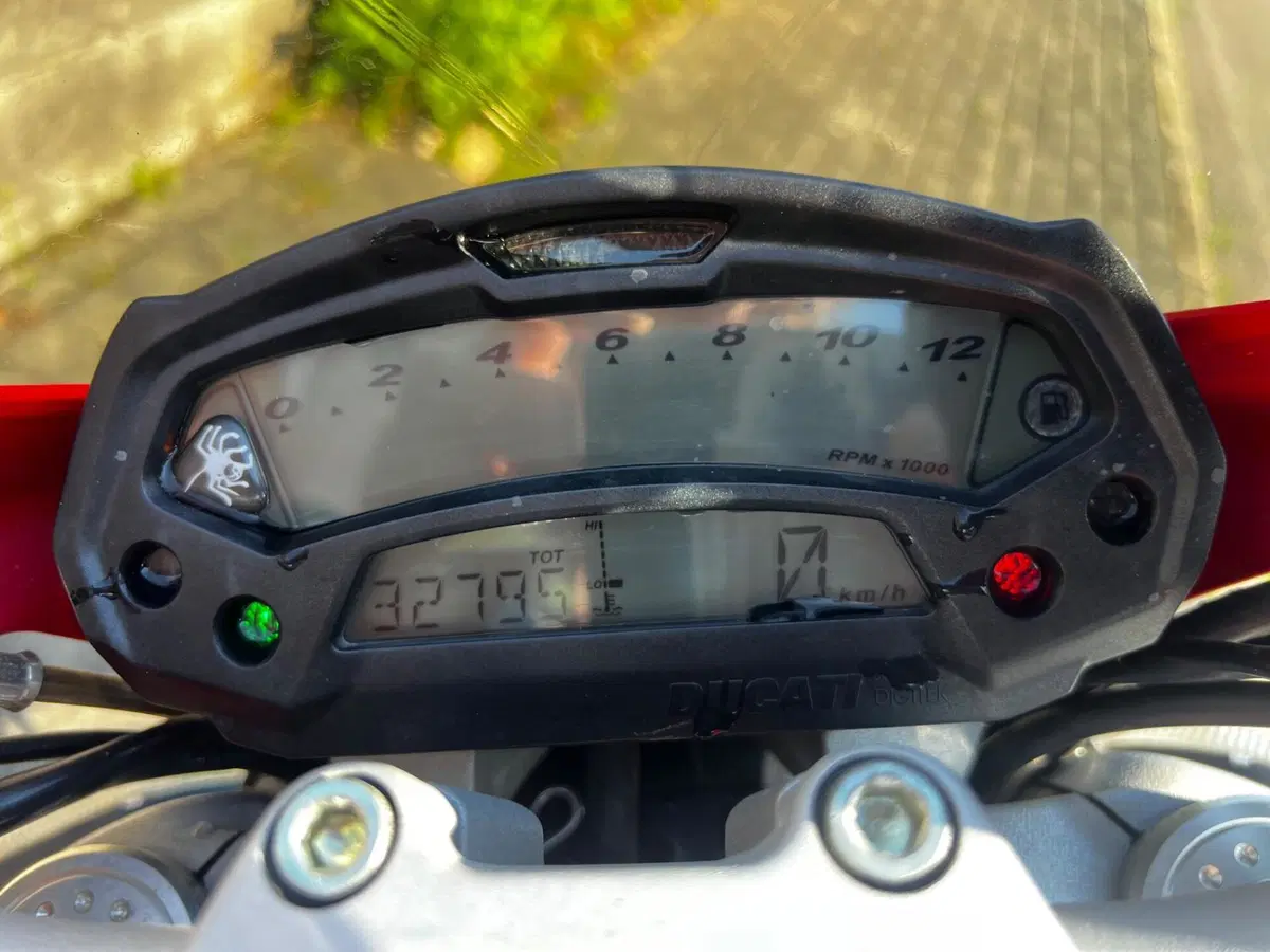 Ducati Monster 796 (2010 - 13) (10)