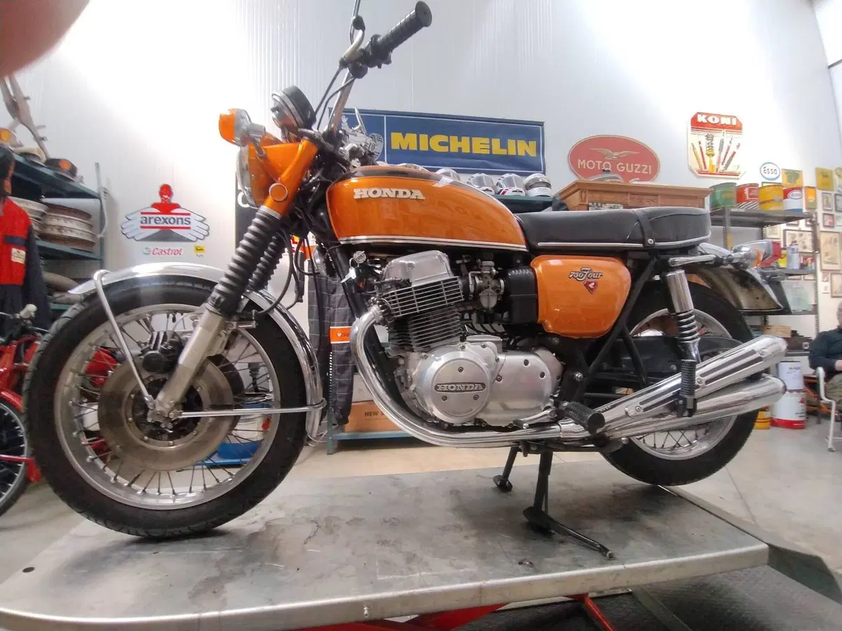Honda Cb 750 (2)