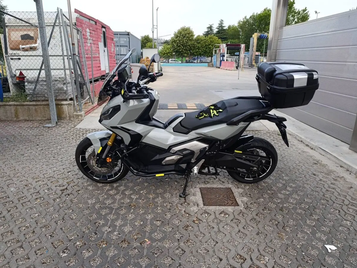 Honda X-ADV 750 DCT (2021 - 24) (3)