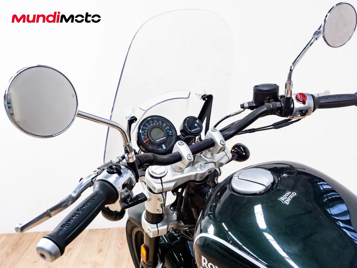 Royal Enfield Super Meteor 650 (2023 - 26) (11)