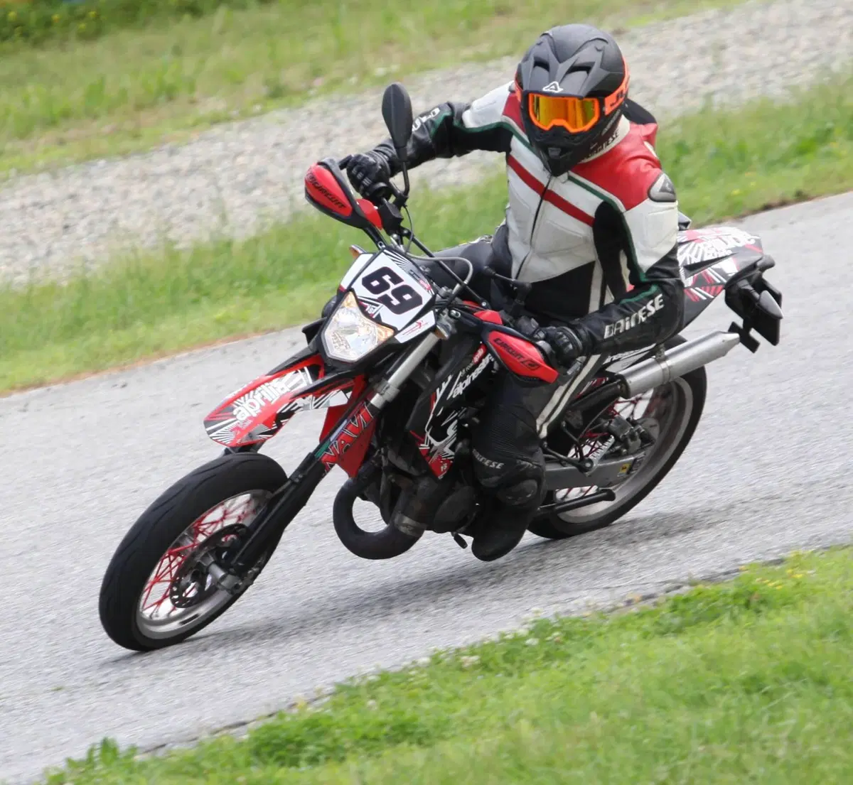 Aprilia SX 125 (2007 - 13) (2)