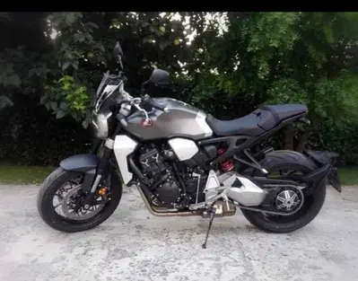 Honda CB 1000 R (2021 - 25) usata