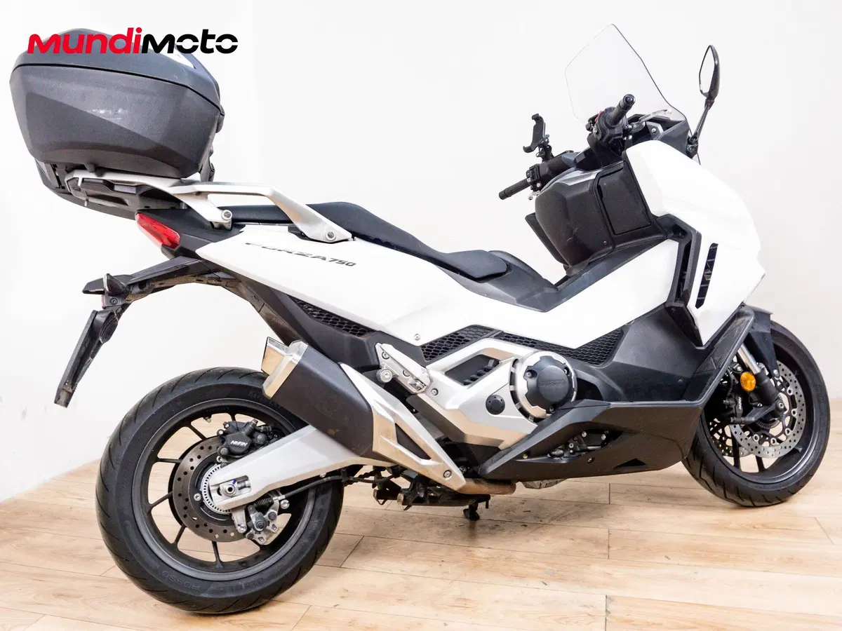 Honda Forza 750 (2025 - 26) (3)