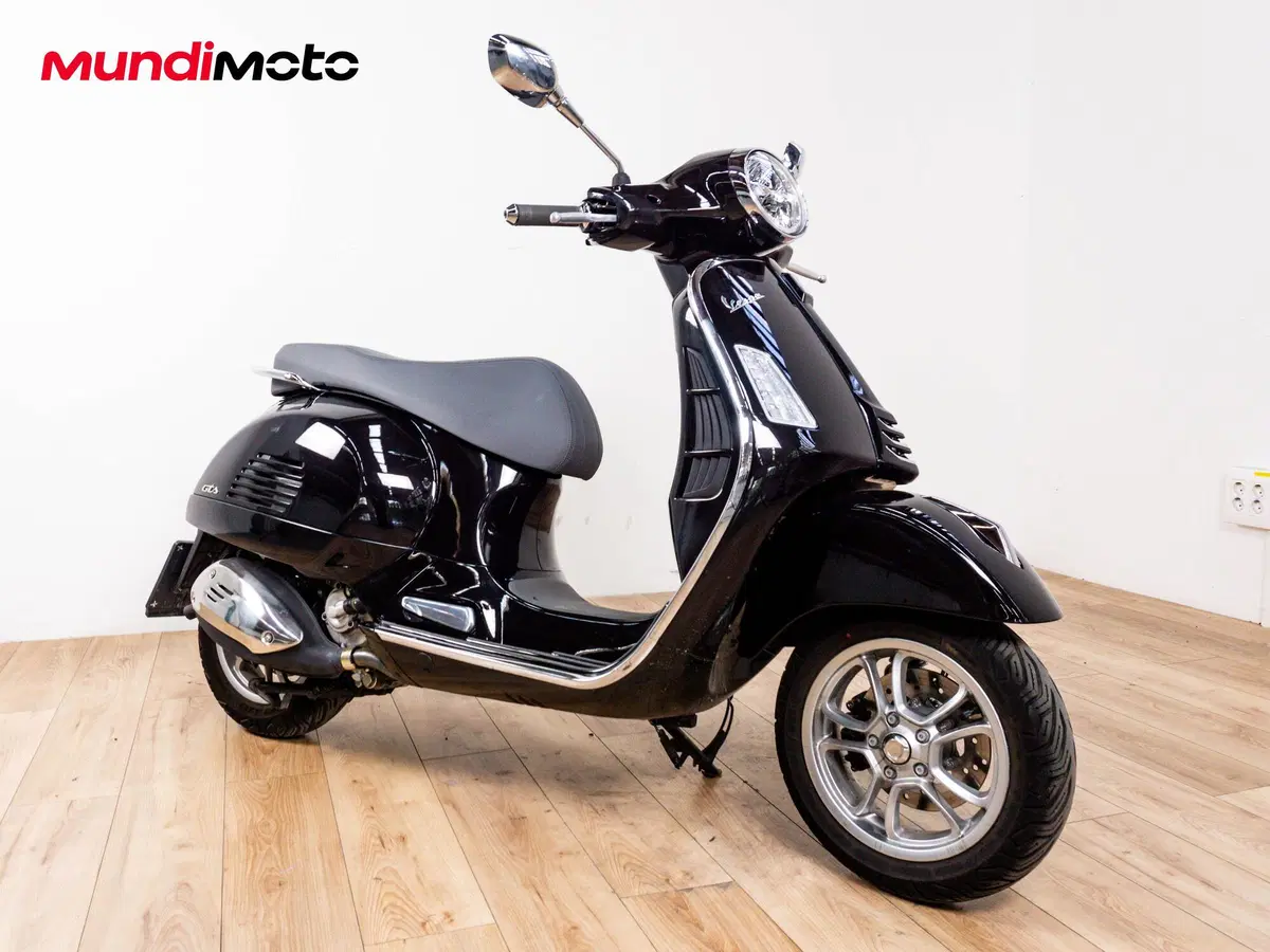 Vespa GTS 310 Super (2025 - 26) (2)