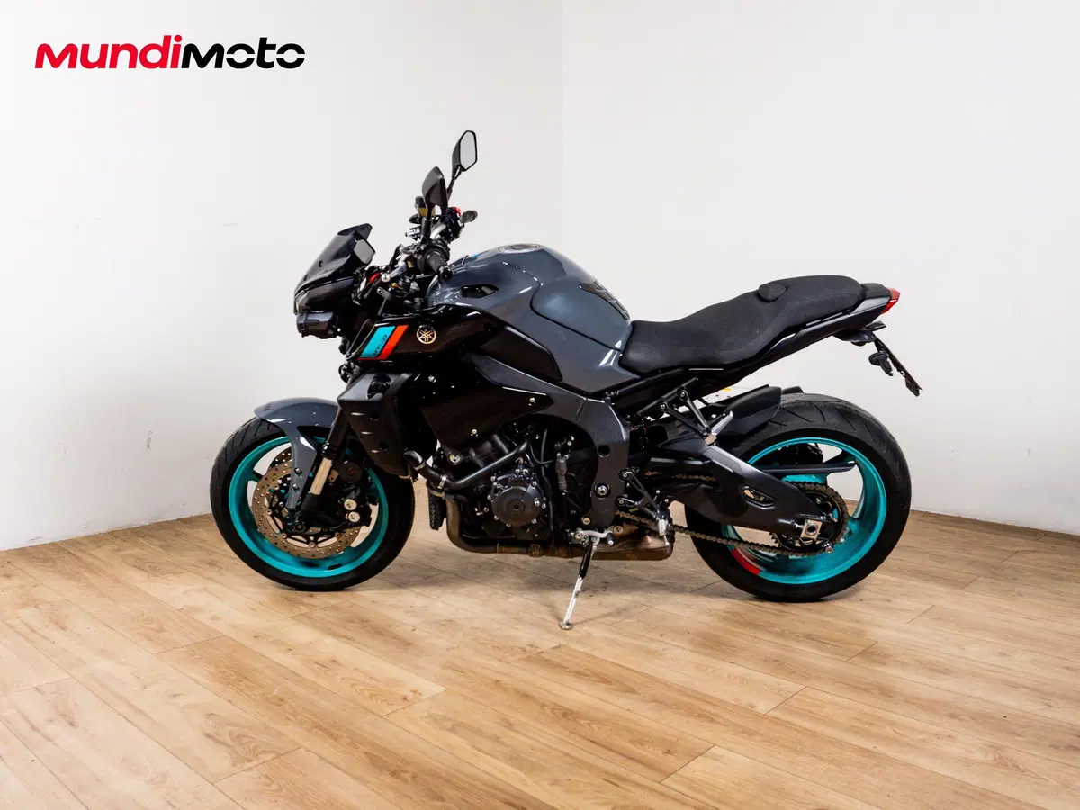 Yamaha MT-10 ABS (2016 - 17) (4)