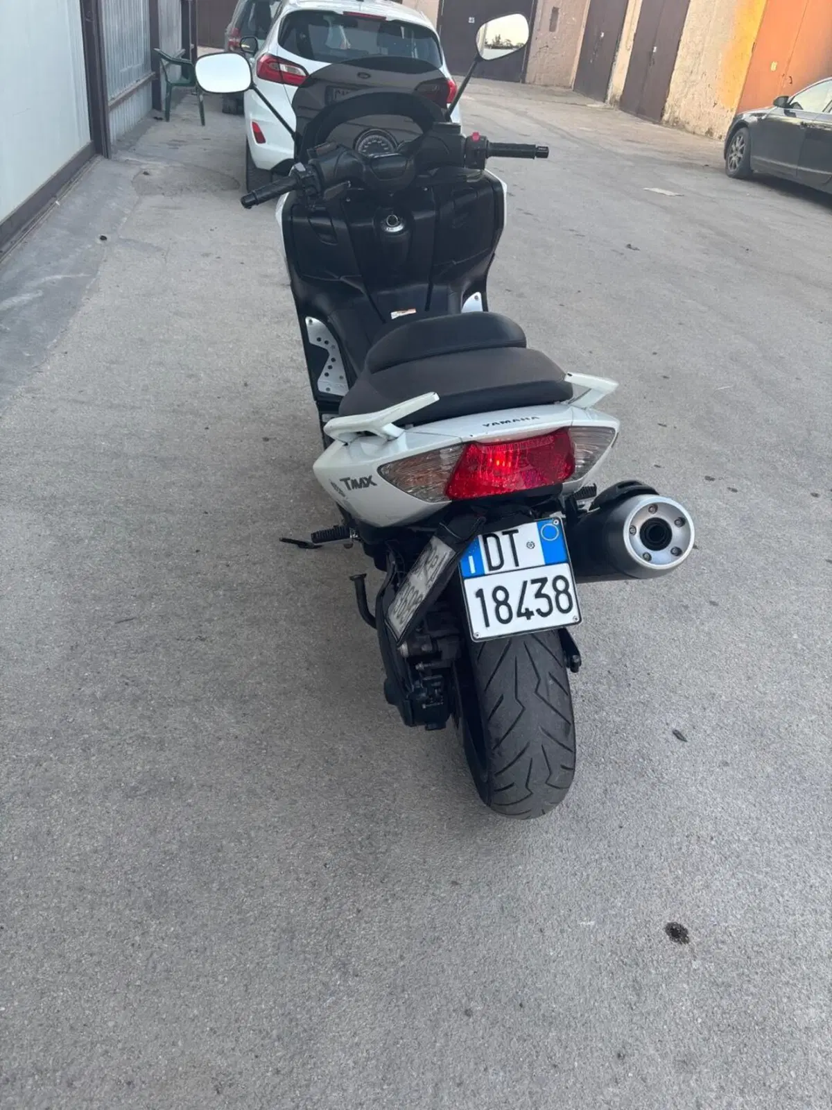 Yamaha T-Max 500 White Max (2010 - 11) (5)