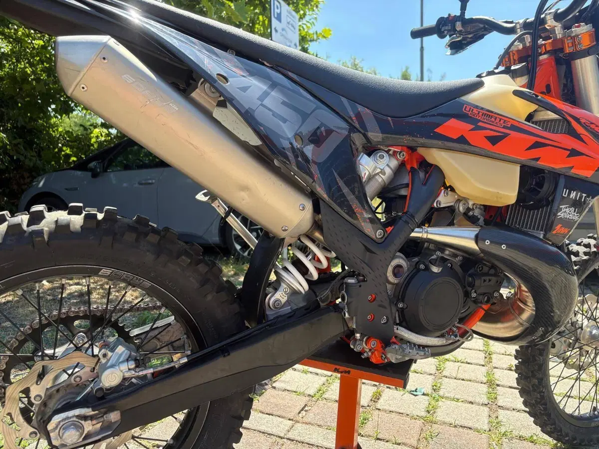 KTM 250 EXC TPI Six Days (2021) (3)