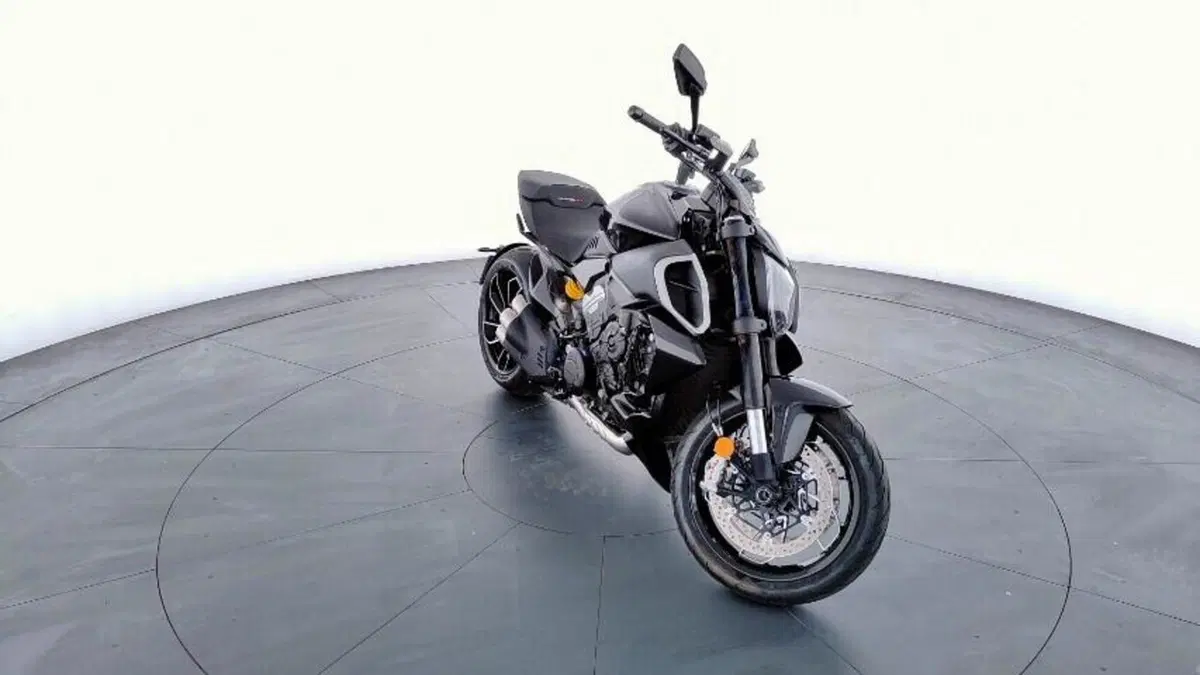 Ducati Diavel V4 (2023 - 26) (7)