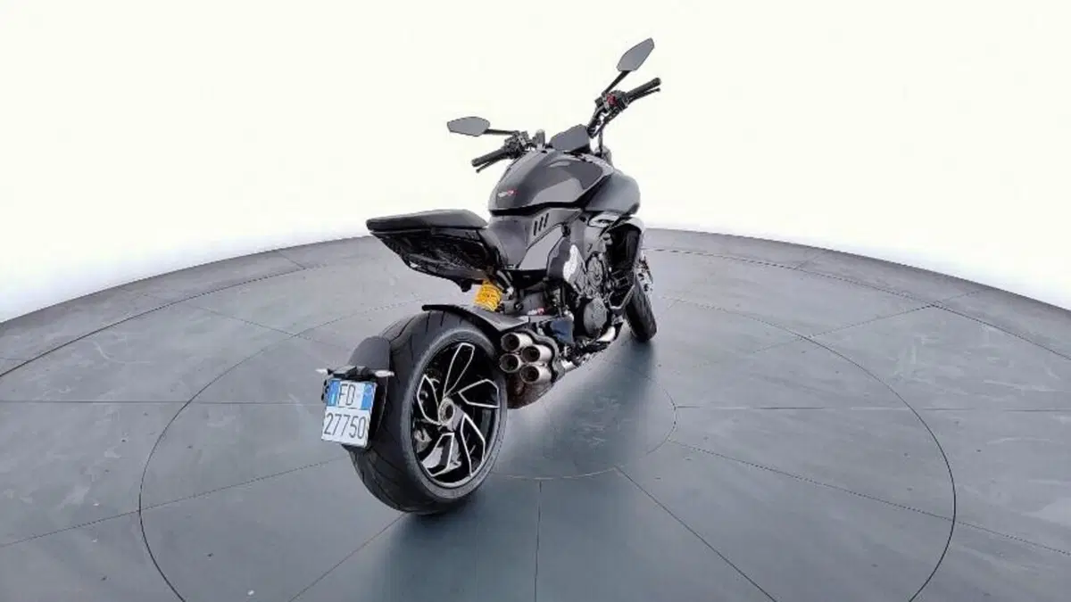 Ducati Diavel V4 (2023 - 26) (3)