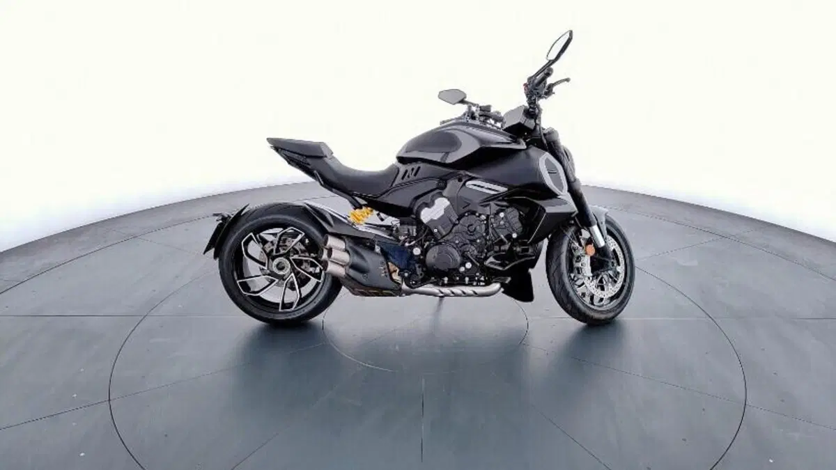 Ducati Diavel V4 (2023 - 26) (5)