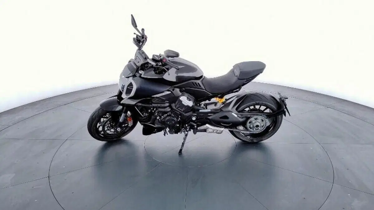 Ducati Diavel V4 (2023 - 26) (10)