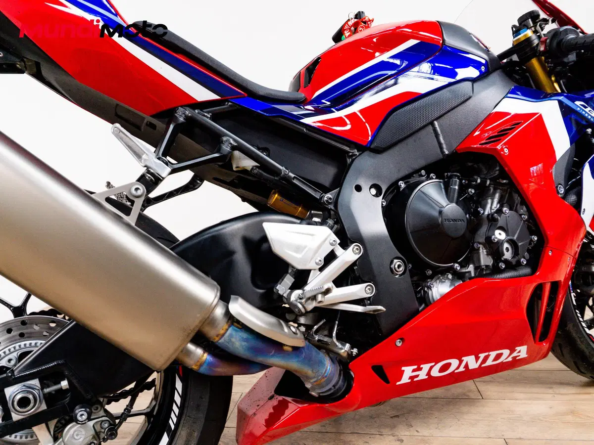 Honda CBR 1000 RR-R Fireblade SP (2020 - 21) (4)