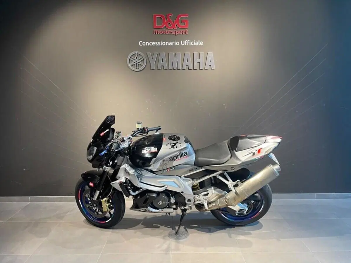 Aprilia Tuono 1000 R (2006 - 10) (4)