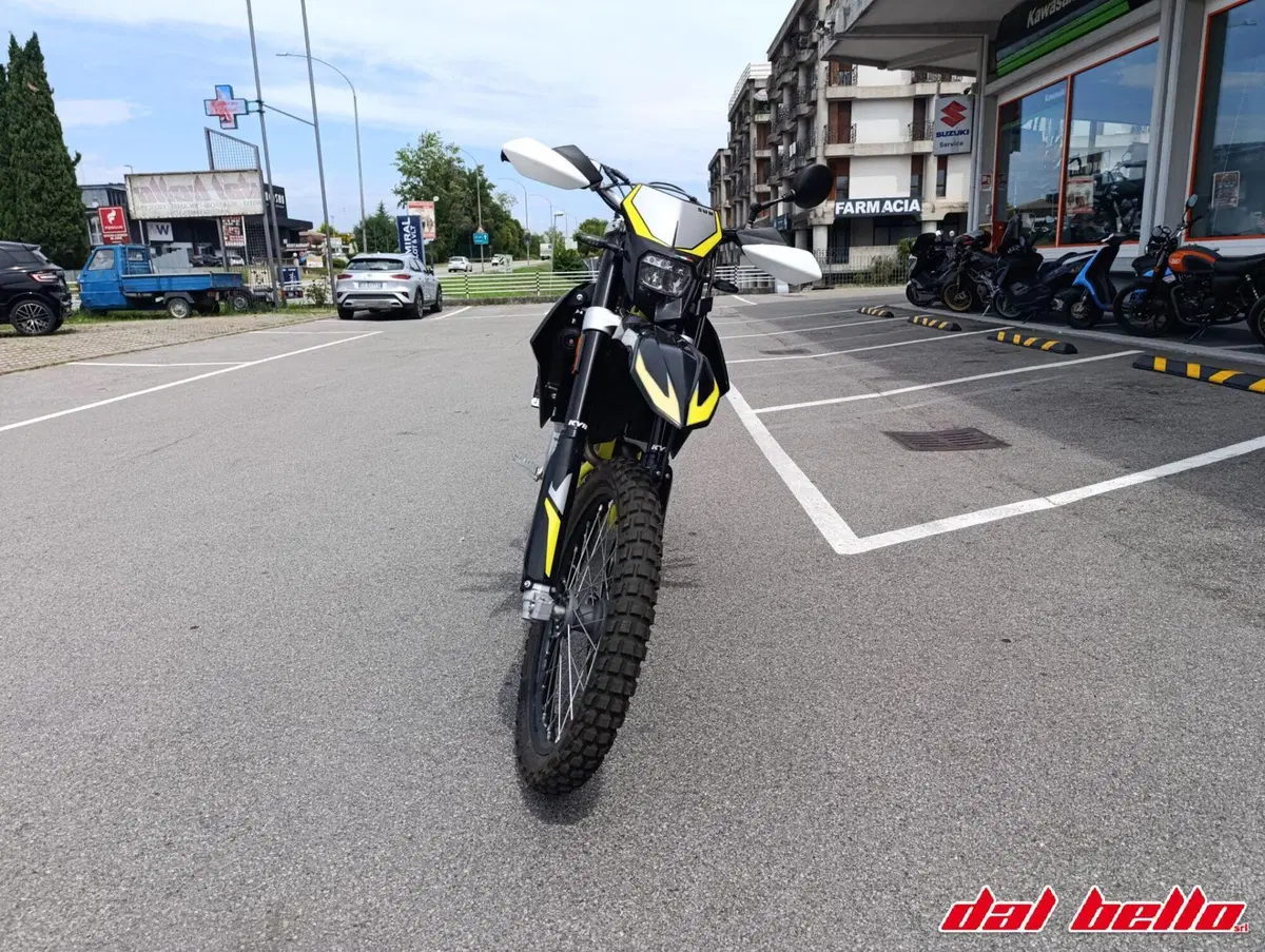 Swm RS 500 R (2021 - 25) (2)