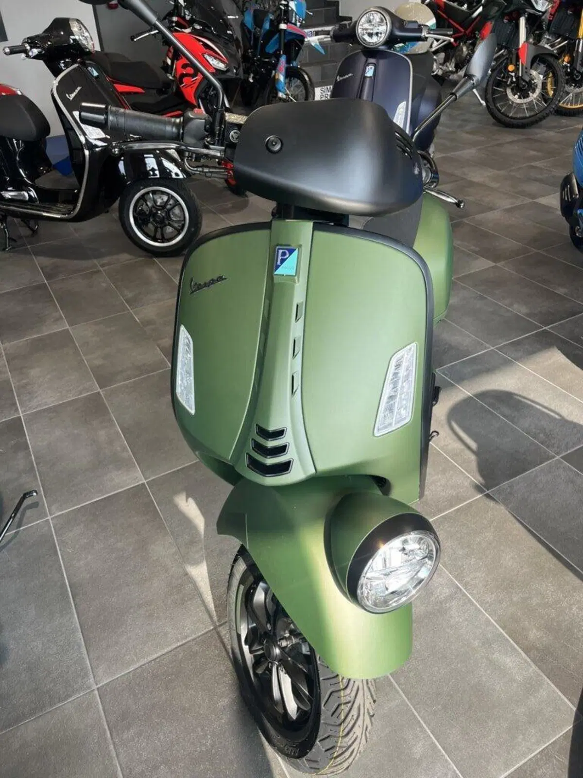 Vespa GTV 310 (2025 - 26) (2)