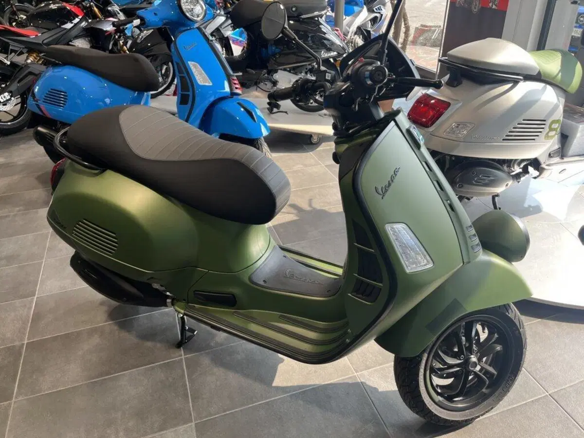 Vespa GTV 310 (2025 - 26) (3)